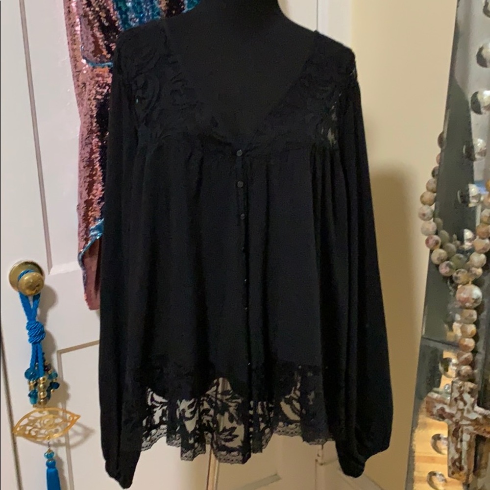 Karen Kane XL lace swing Top